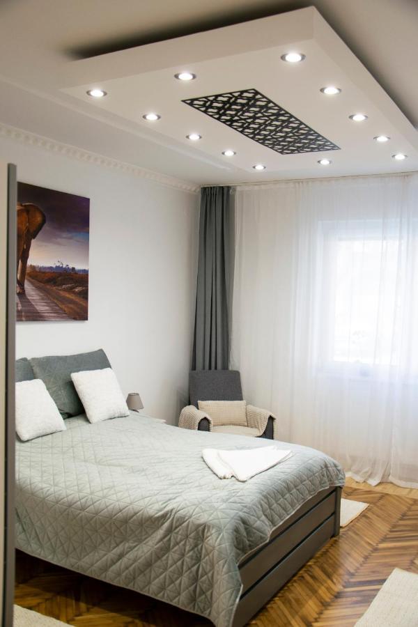 Season One Apartman Сегед Экстерьер фото