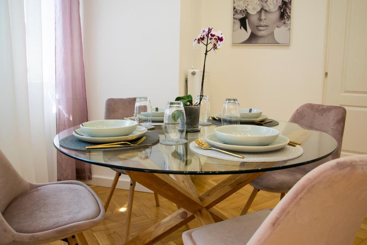 Season One Apartman Сегед Экстерьер фото