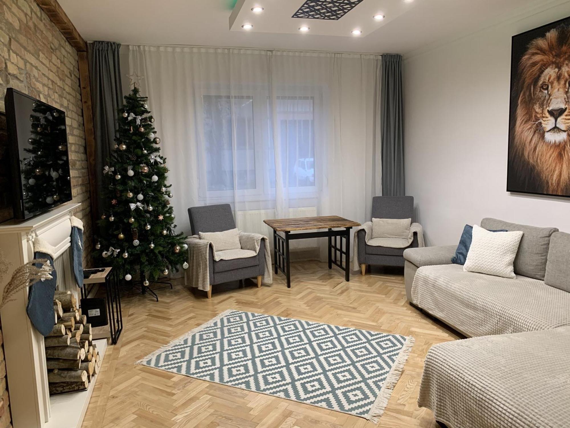 Season One Apartman Сегед Экстерьер фото